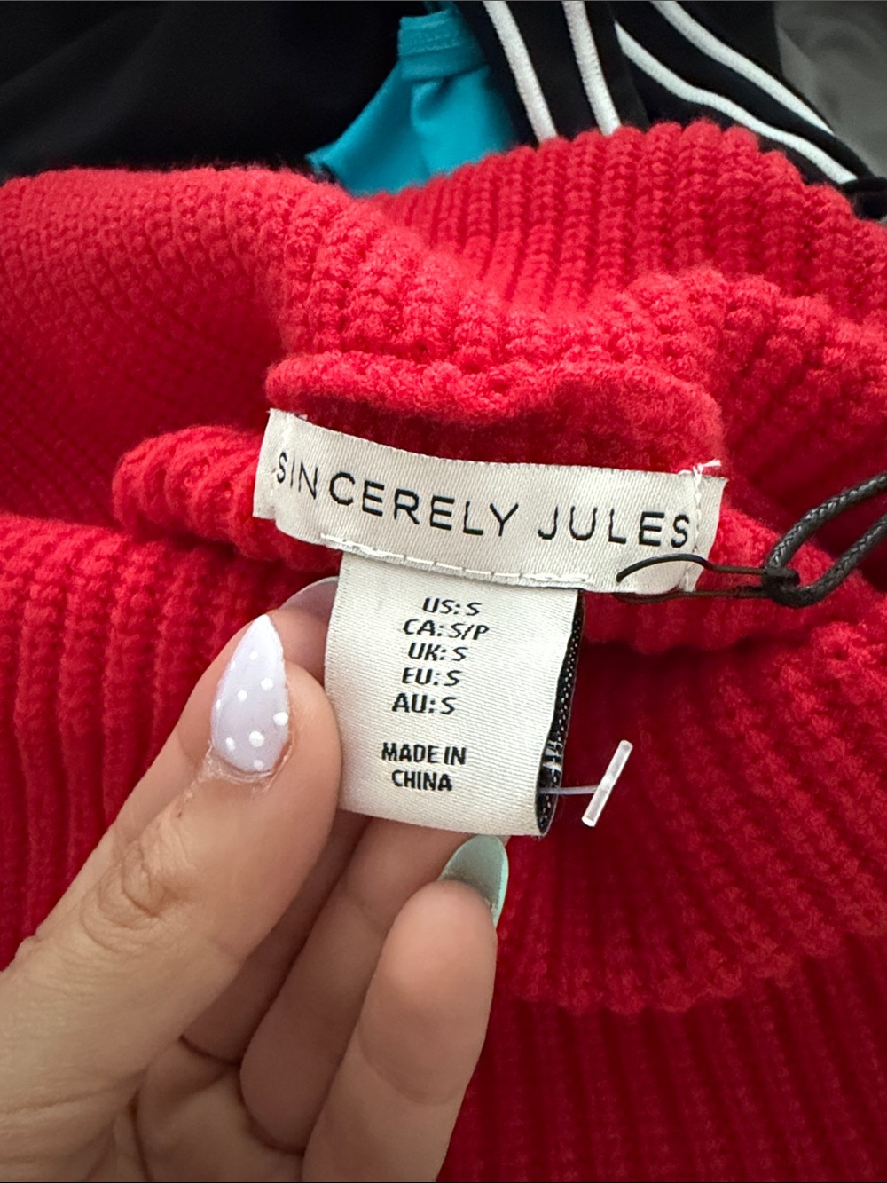Off-Shoulder Red Ribbed Sweater - Picture 3 of 3